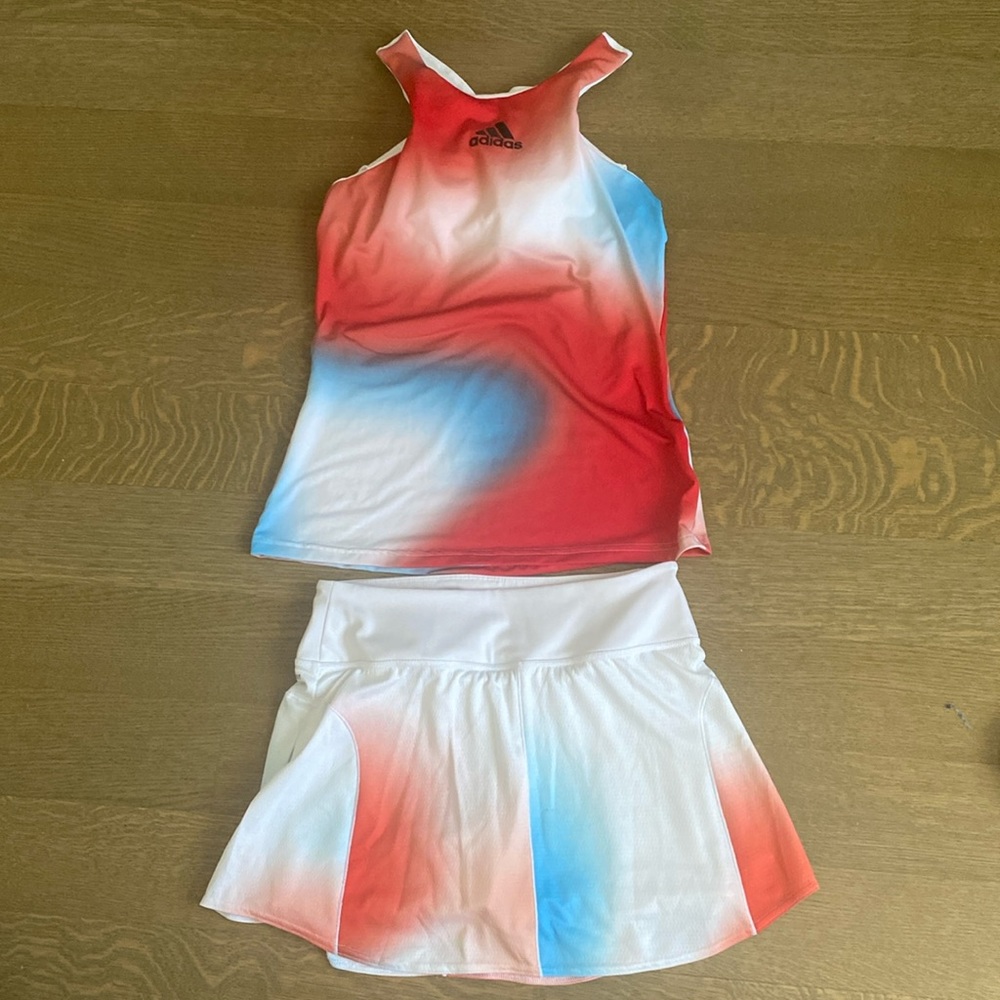 Adidas women’s matching tennis outfit - tank top and skirt, size small